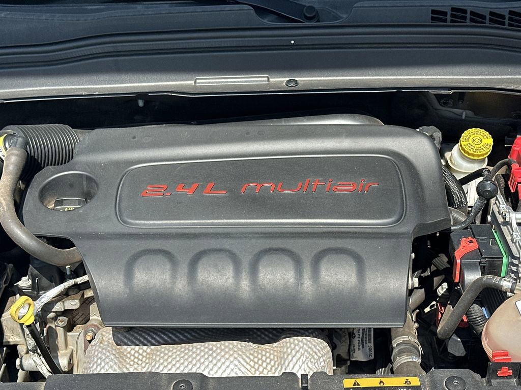 Used 2021 Jeep Renegade Latitude w/ Convenience Group image 12