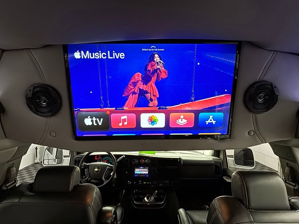 Used 2020 Chevrolet Express 2500 Extended w/ Enhanced Convenience Package image 4