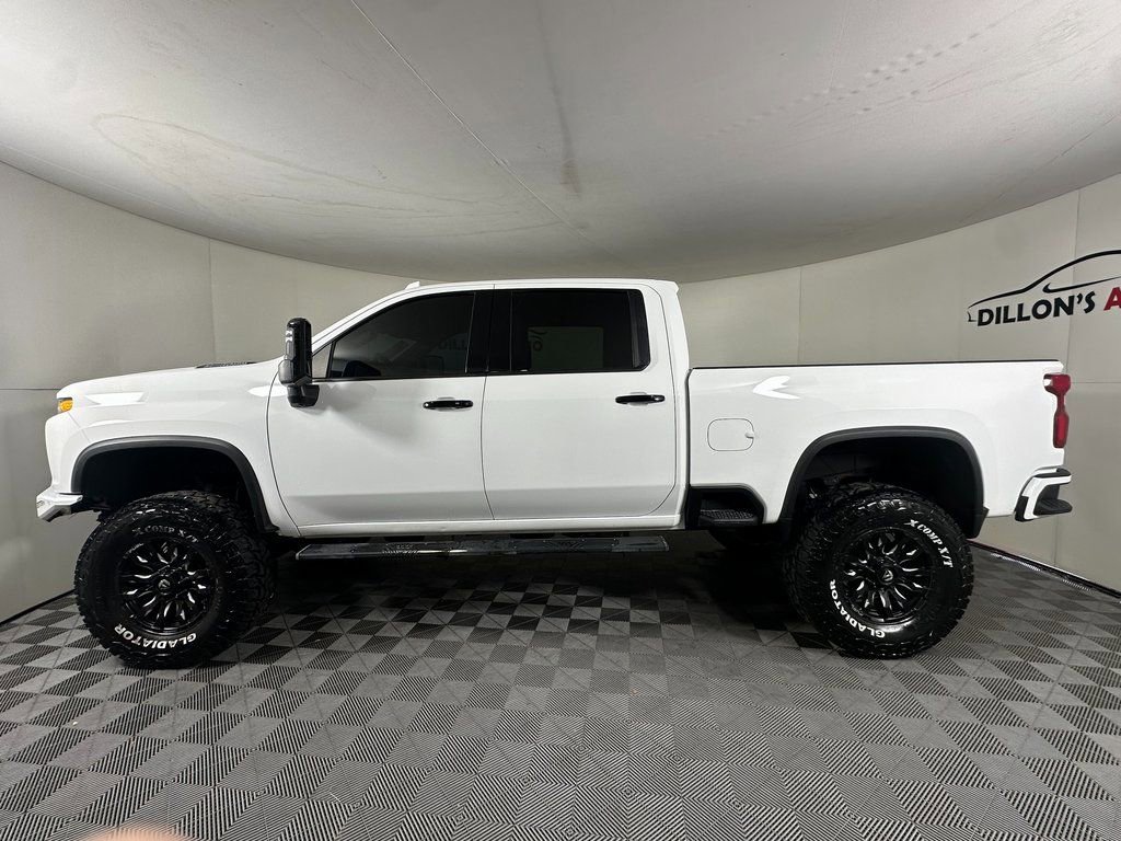 Used 2021 Chevrolet Silverado 2500 LTZ w/ LTZ Plus Package AWD/4WD image 3