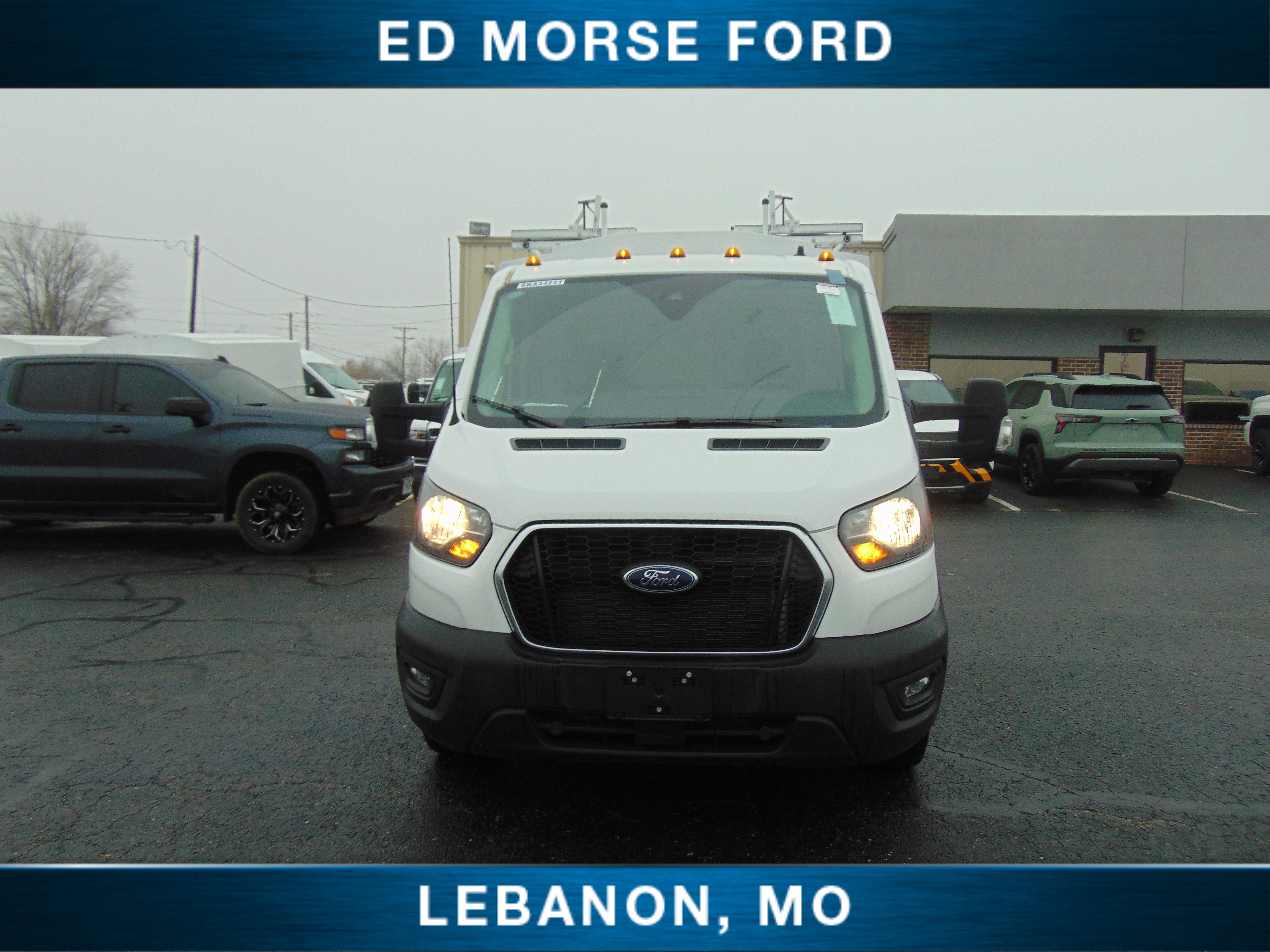 New 2025 Ford Transit 350 w/ Interior Upgrade Package RWD image 3