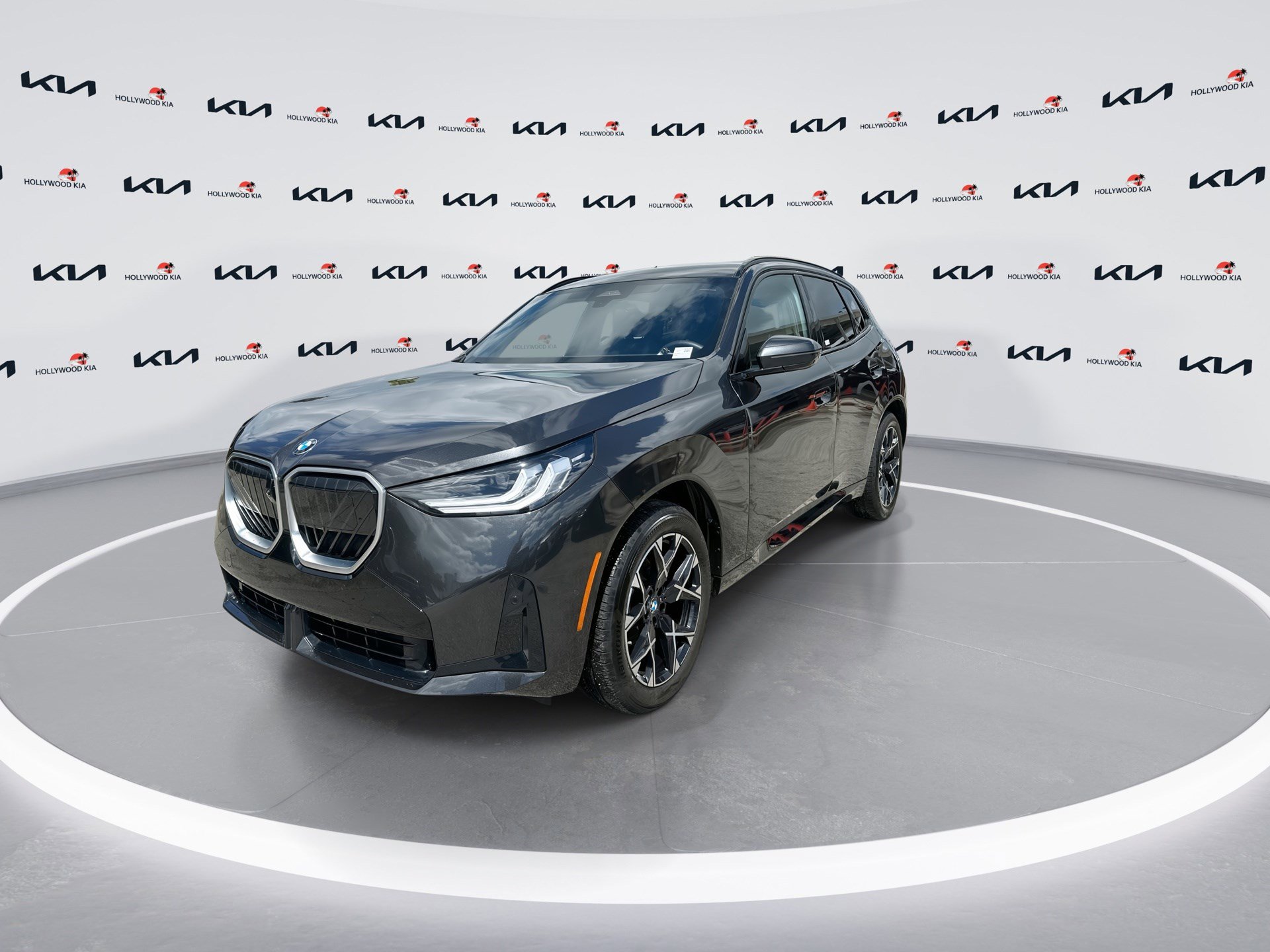 Used 2025 BMW X3 xDrive30i image 4