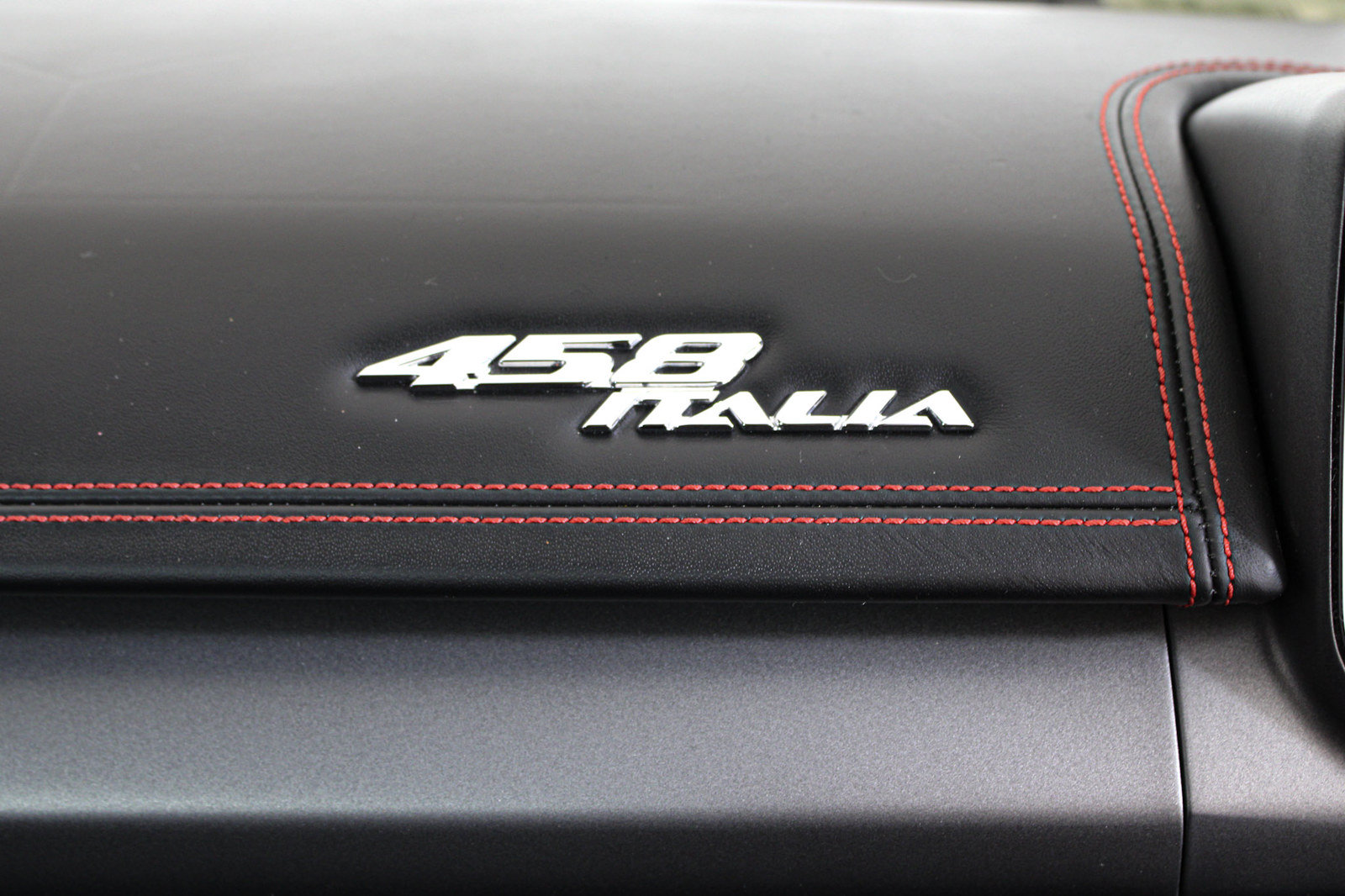 Certified 2015 Ferrari 458 Italia Coupe RWD image 35