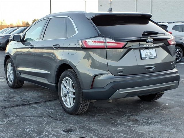 Used 2022 Ford Edge SEL w/ Convenience Package image 5