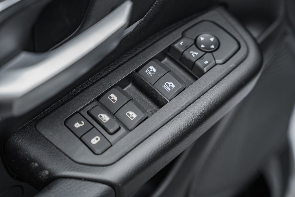 New 2026 RAM 1500 4x4 Crew Cab image 41