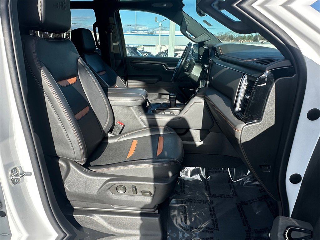 Used 2023 GMC Sierra 1500 AT4 w/ AT4 Premium Package image 25