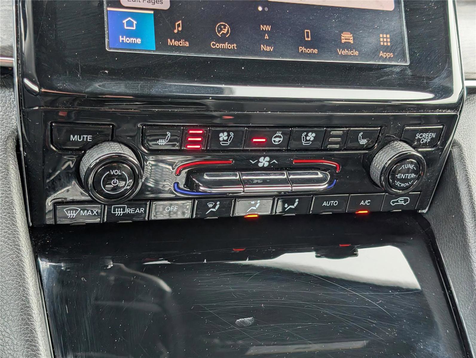 Used 2022 Jeep Grand Cherokee Overland w/ Luxury Tech Group IV image 31