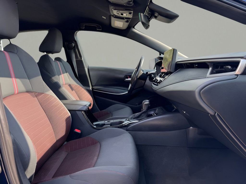 Used 2023 Toyota Corolla SE image 8