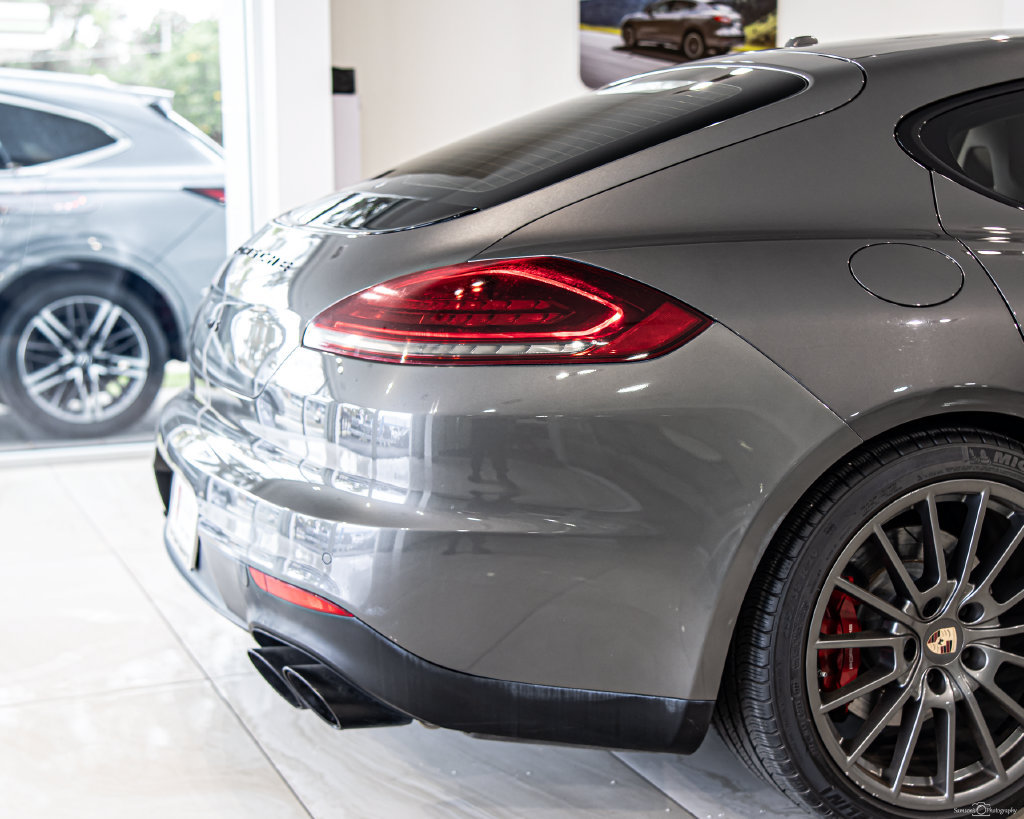 Used 2015 Porsche Panamera GTS AWD/4WD image 12