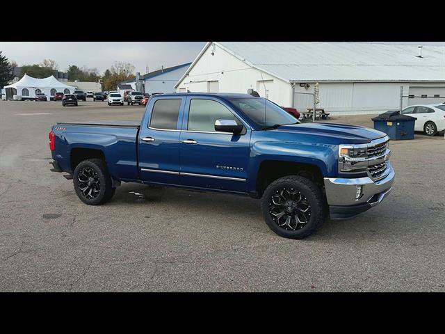 Used 2018 Chevrolet Silverado 1500 LTZ w/ Sport Package AWD/4WD image 30