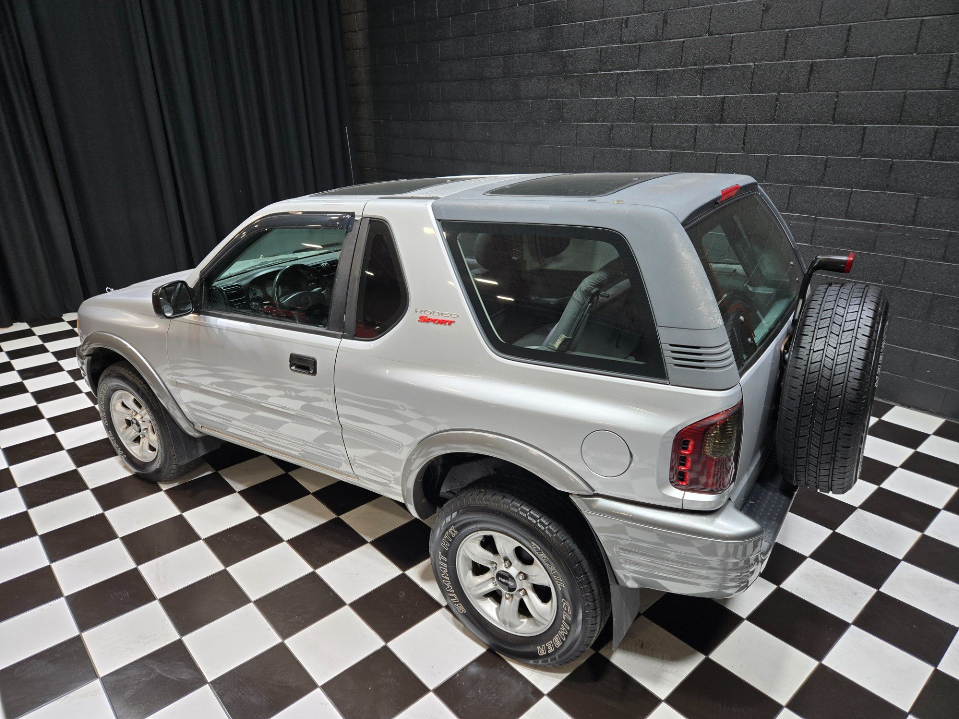 Used 2002 Isuzu Rodeo Sport RWD image 39