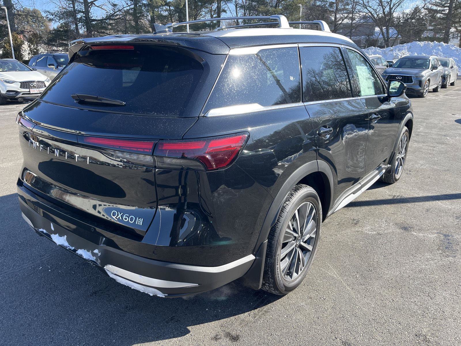 New 2026 INFINITI QX60 Luxe w/ Family Package image 3
