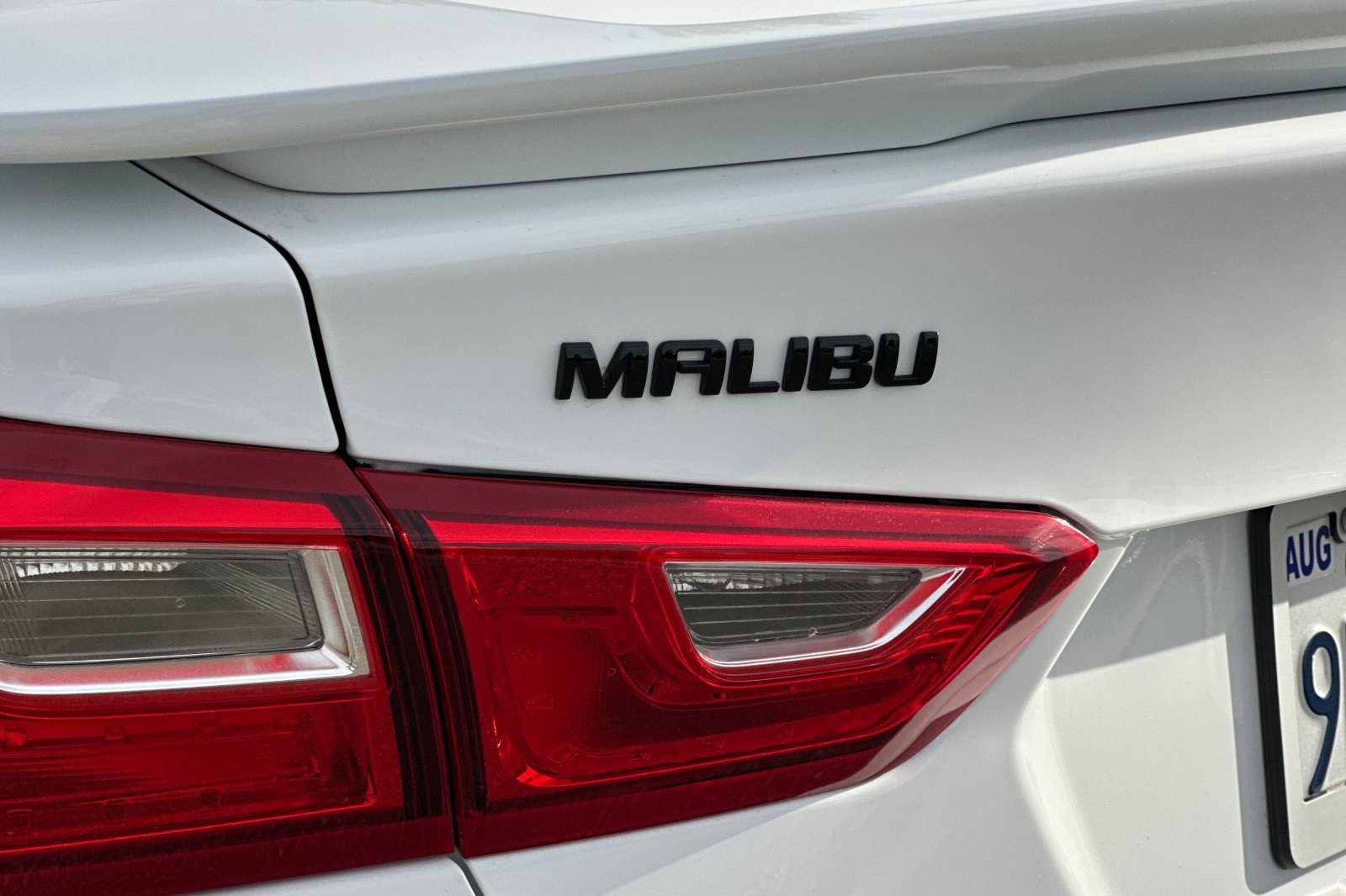Used 2025 Chevrolet Malibu RS FWD image 26