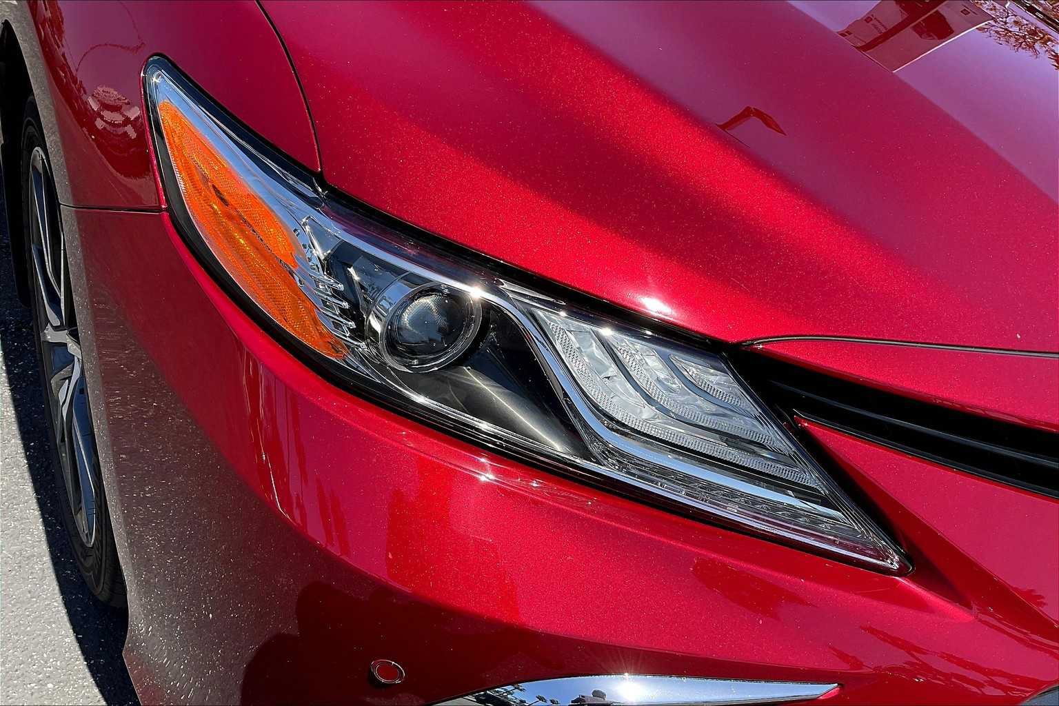 Used 2022 Toyota Camry XLE w/ Navigation Upgrade Package FWD image 26
