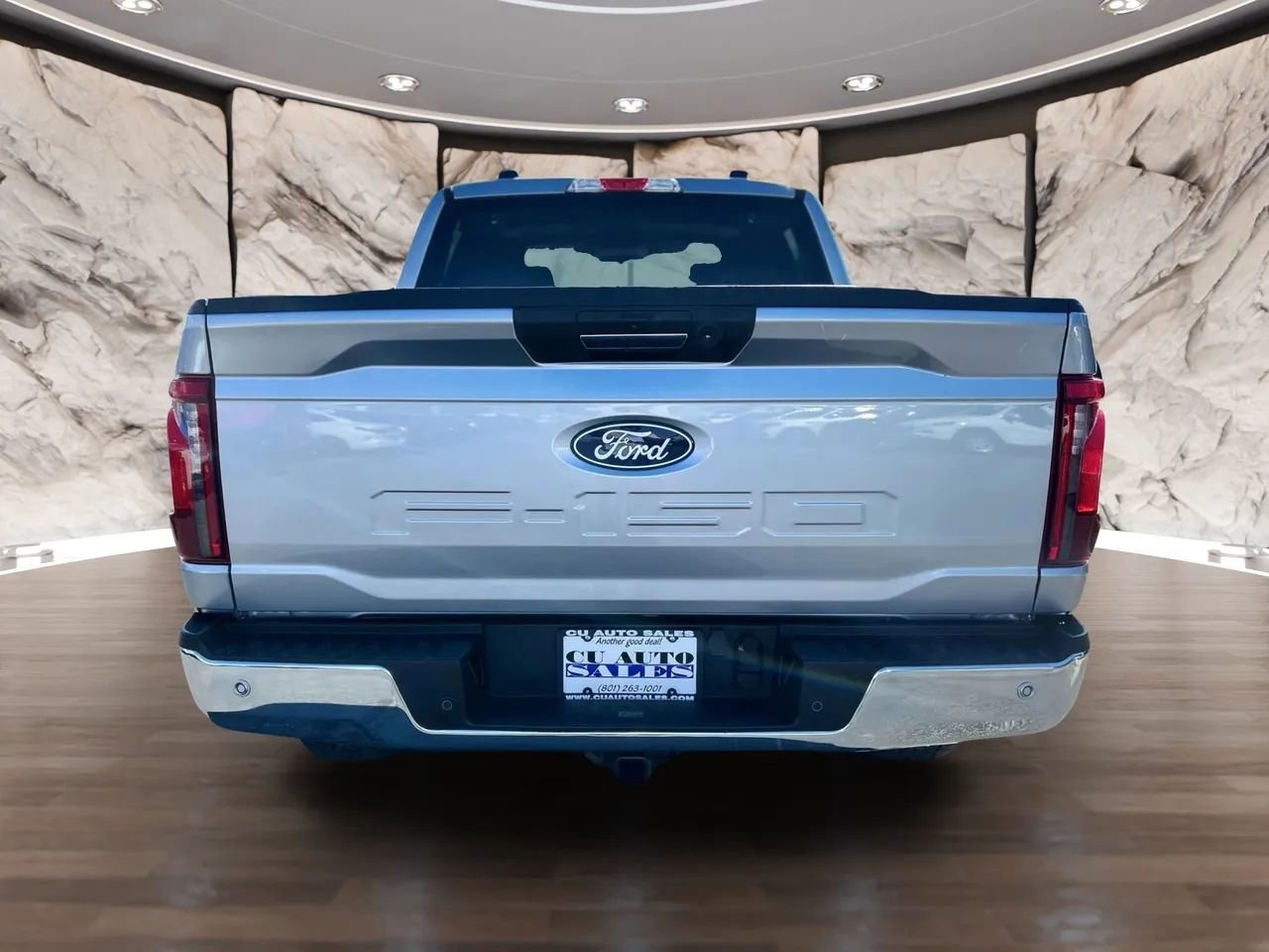 Used 2024 Ford F150 XLT w/ Mobile Office Package image 4