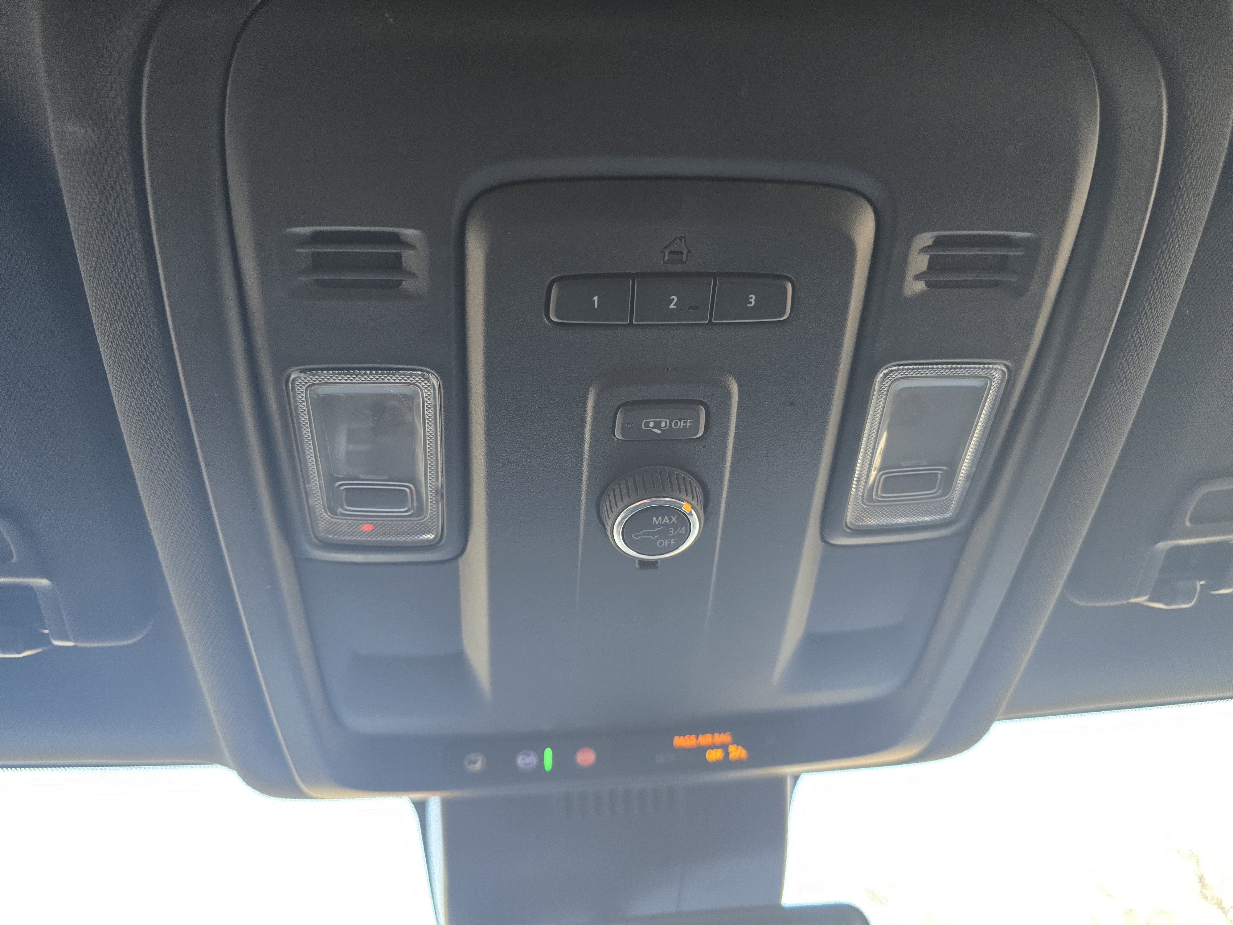 Used 2024 GMC Yukon SLT image 34