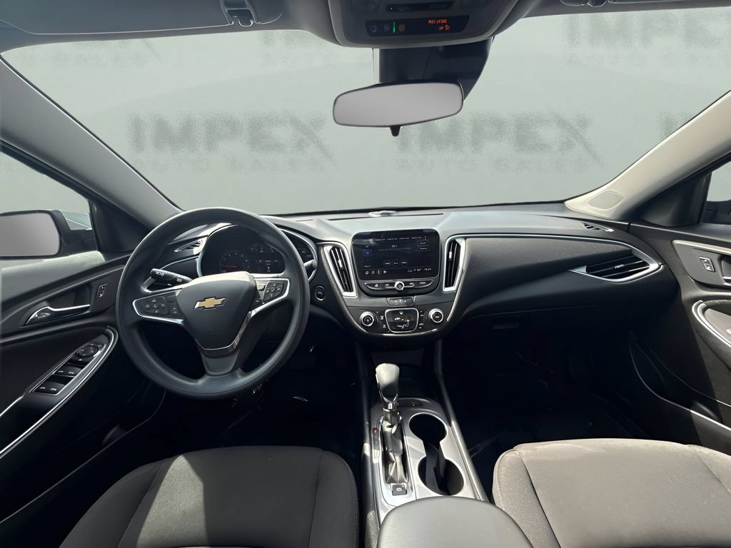 Used 2024 Chevrolet Malibu LS FWD image 7