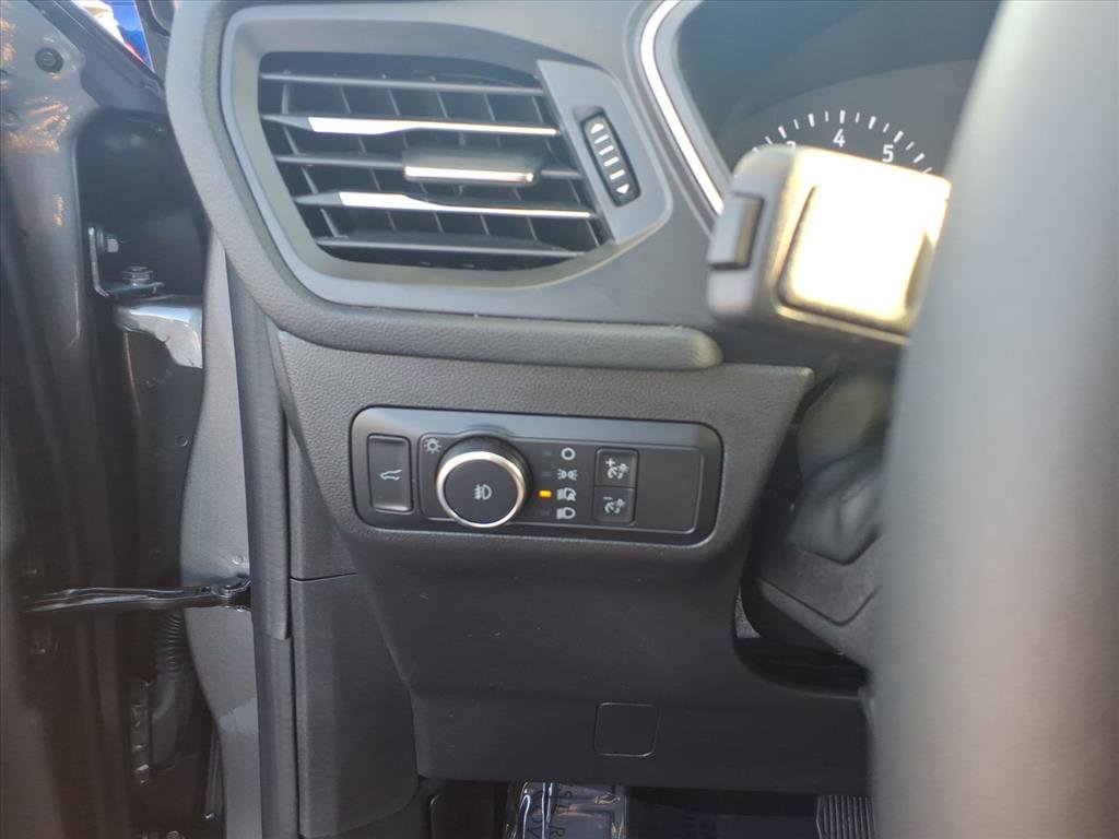 Used 2022 Ford Escape SEL image 13