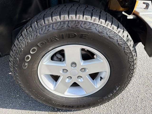 Used 2014 Jeep Wrangler Unlimited Sport w/ Quick Order Package 24S image 12