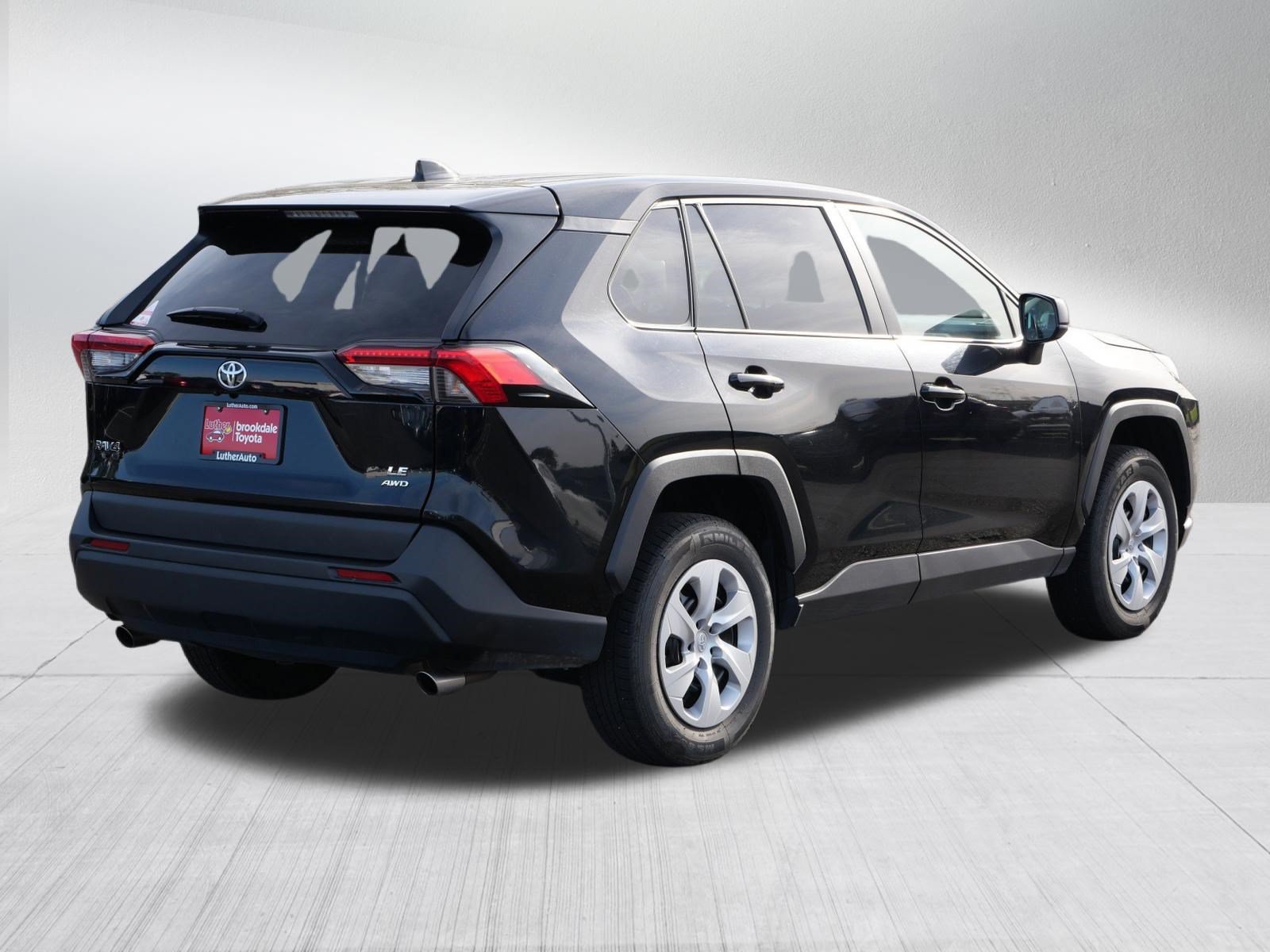 Certified 2025 Toyota RAV4 LE AWD/4WD image 7