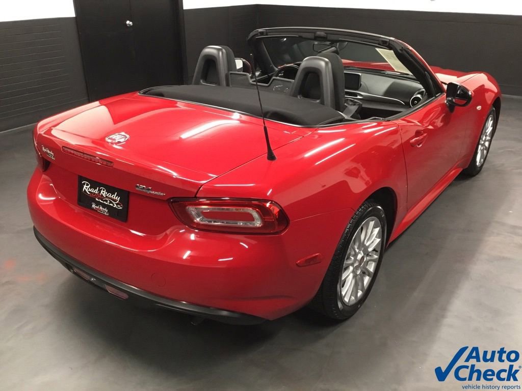 Used 2018 FIAT 124 Spider Classica w/ Technology Group image 11