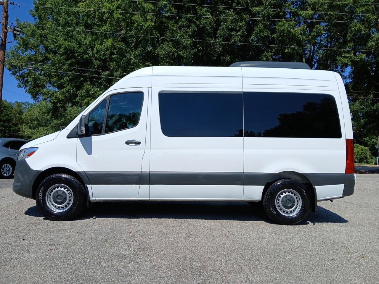 Used 2024 Mercedes-Benz Sprinter 2500 image 1