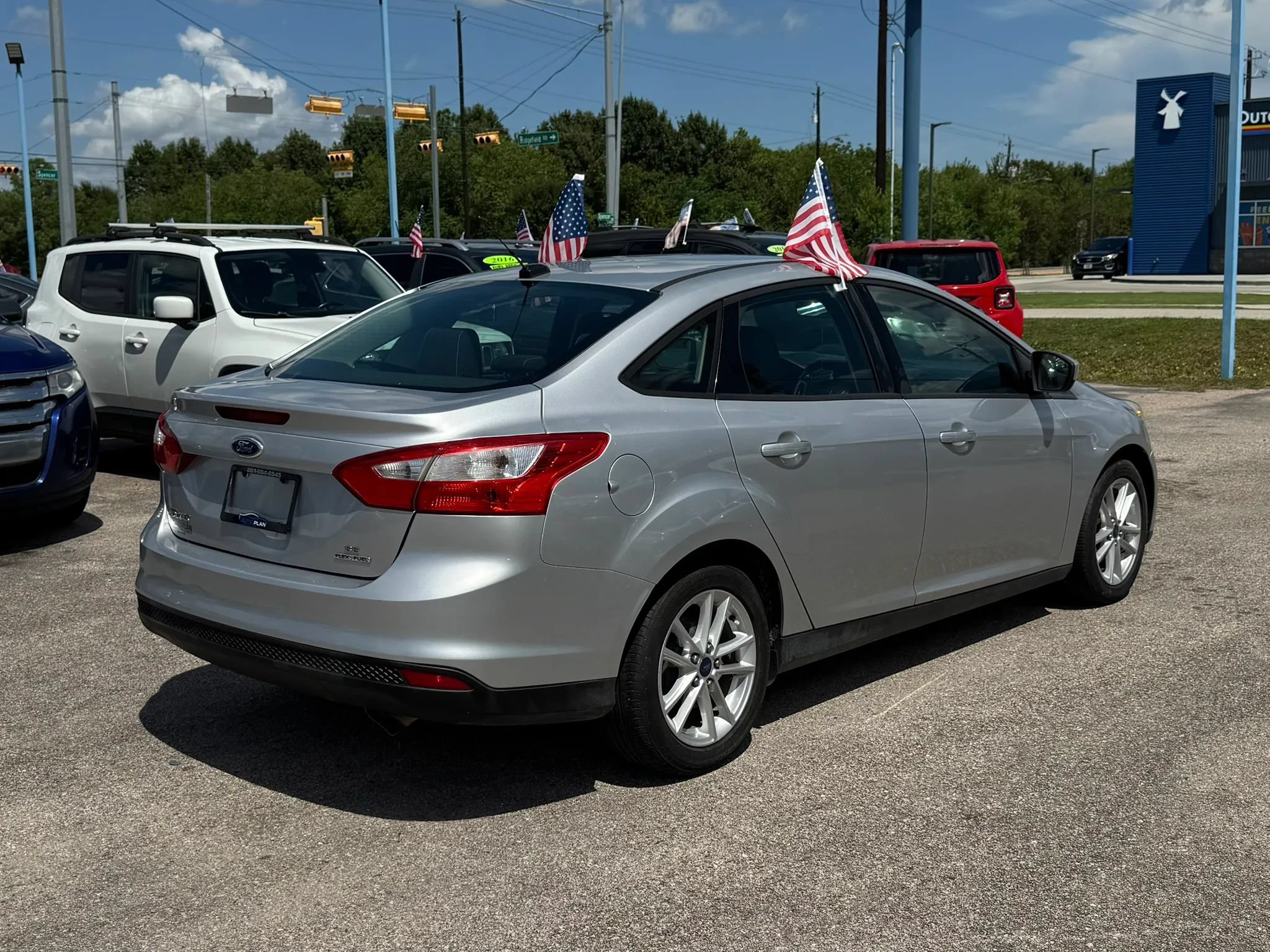 Used 2012 Ford Focus SE FWD image 6