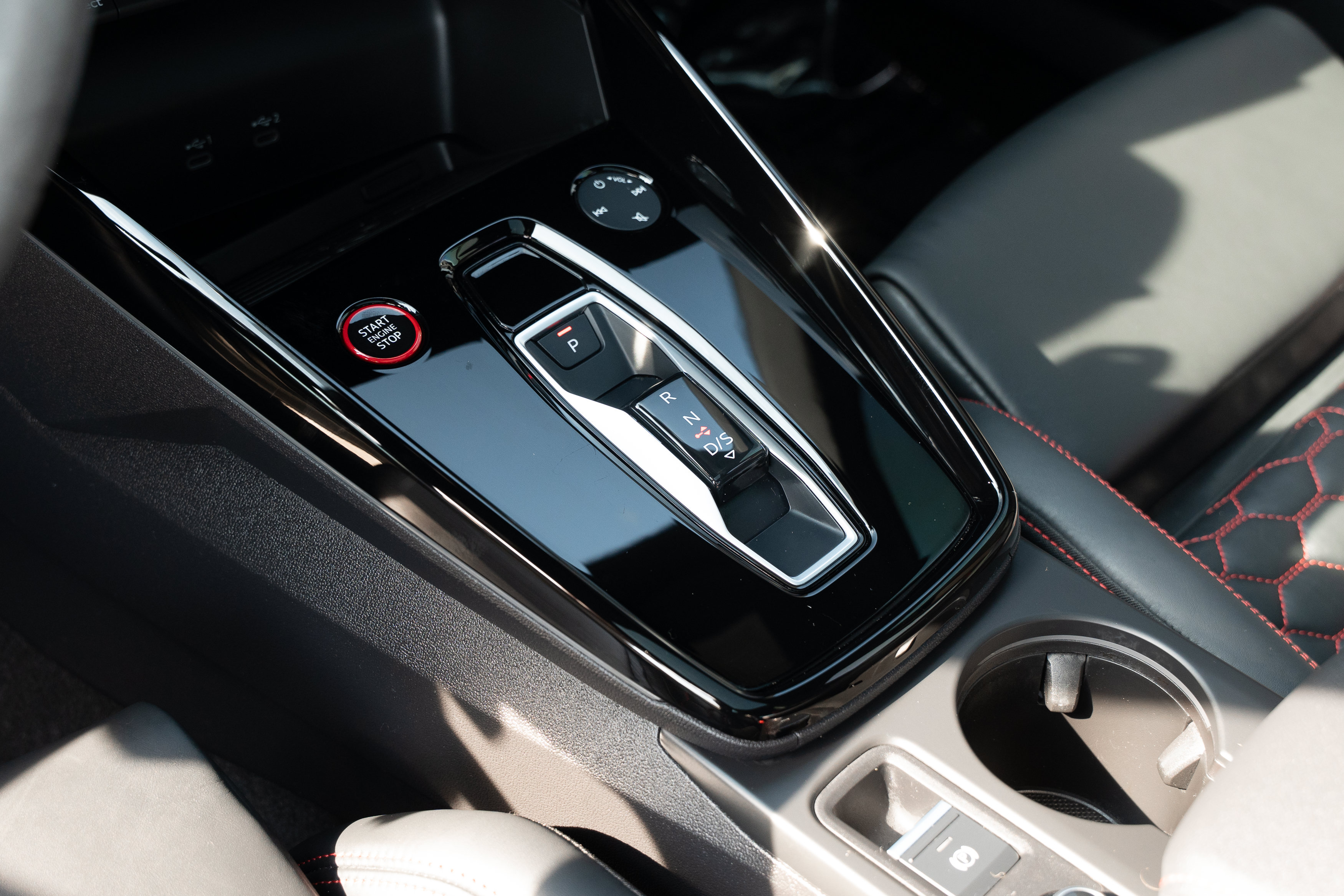Certified 2025 Audi RS 3 AWD/4WD image 16