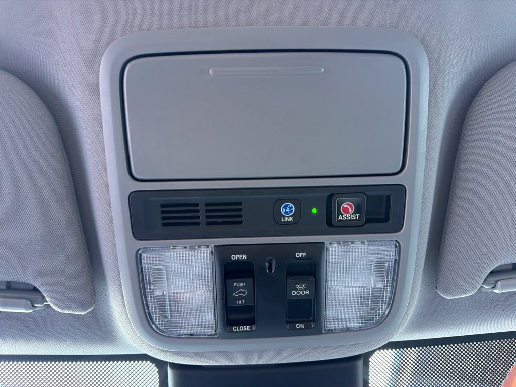 Used 2024 Honda Odyssey Elite image 27