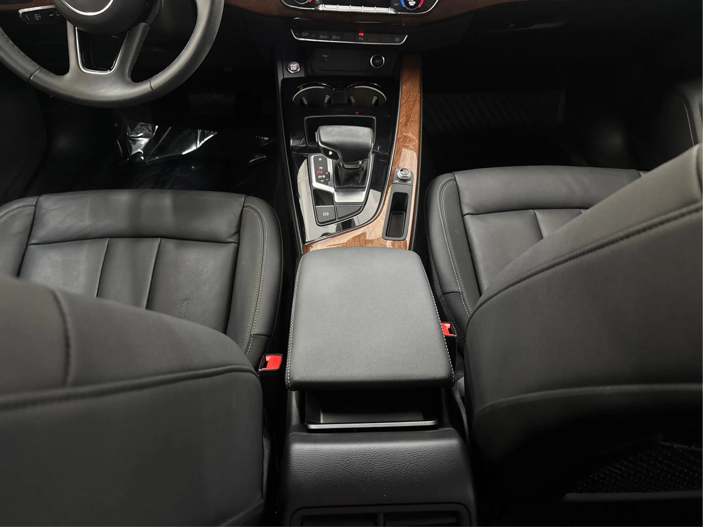 Used 2023 Audi A4 2.0T Premium w/ Convenience Package AWD/4WD image 22