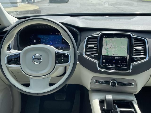 Used 2025 Volvo XC90 T8 Plus w/ Protection Package Premier AWD/4WD image 20