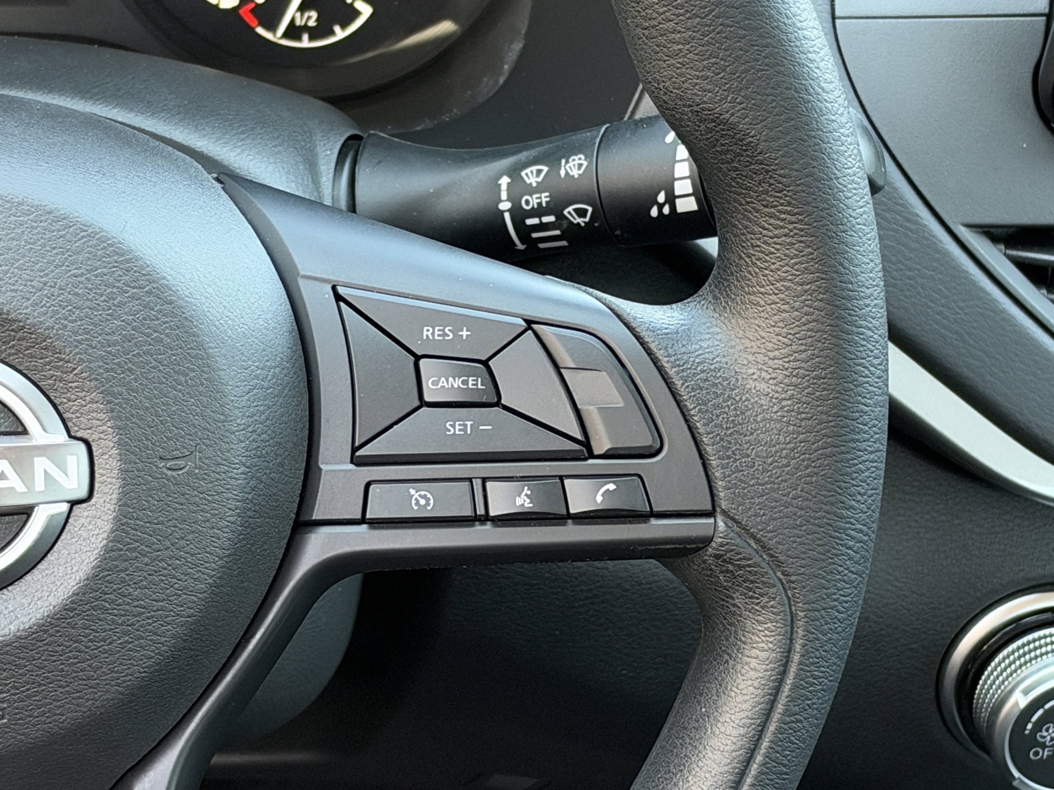 Used 2024 Nissan Altima 2.5 S FWD image 16