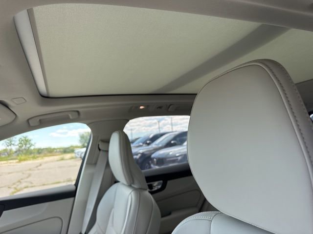 New 2026 Volvo XC60 T8 Ultra w/ Protection Package Premier image 11
