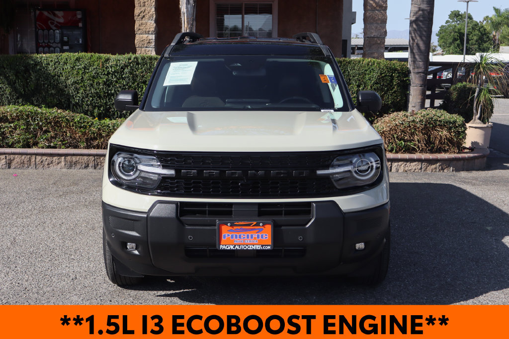 Used 2025 Ford Bronco Sport Outer Banks w/ Outer Banks Tech Package+ AWD/4WD image 3
