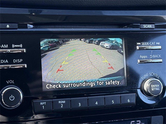 Used 2015 Nissan Rogue SV image 20