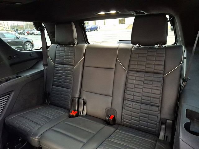 Used 2021 Cadillac Escalade Sport Platinum w/ LPO, ONYX Package image 11