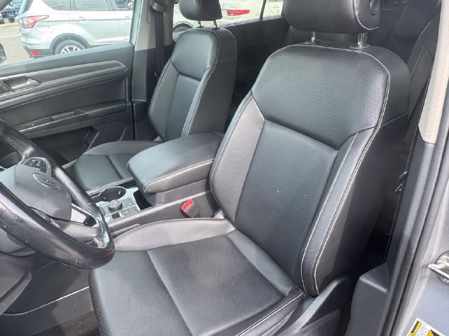 Used 2021 Volkswagen Atlas SEL AWD/4WD image 3