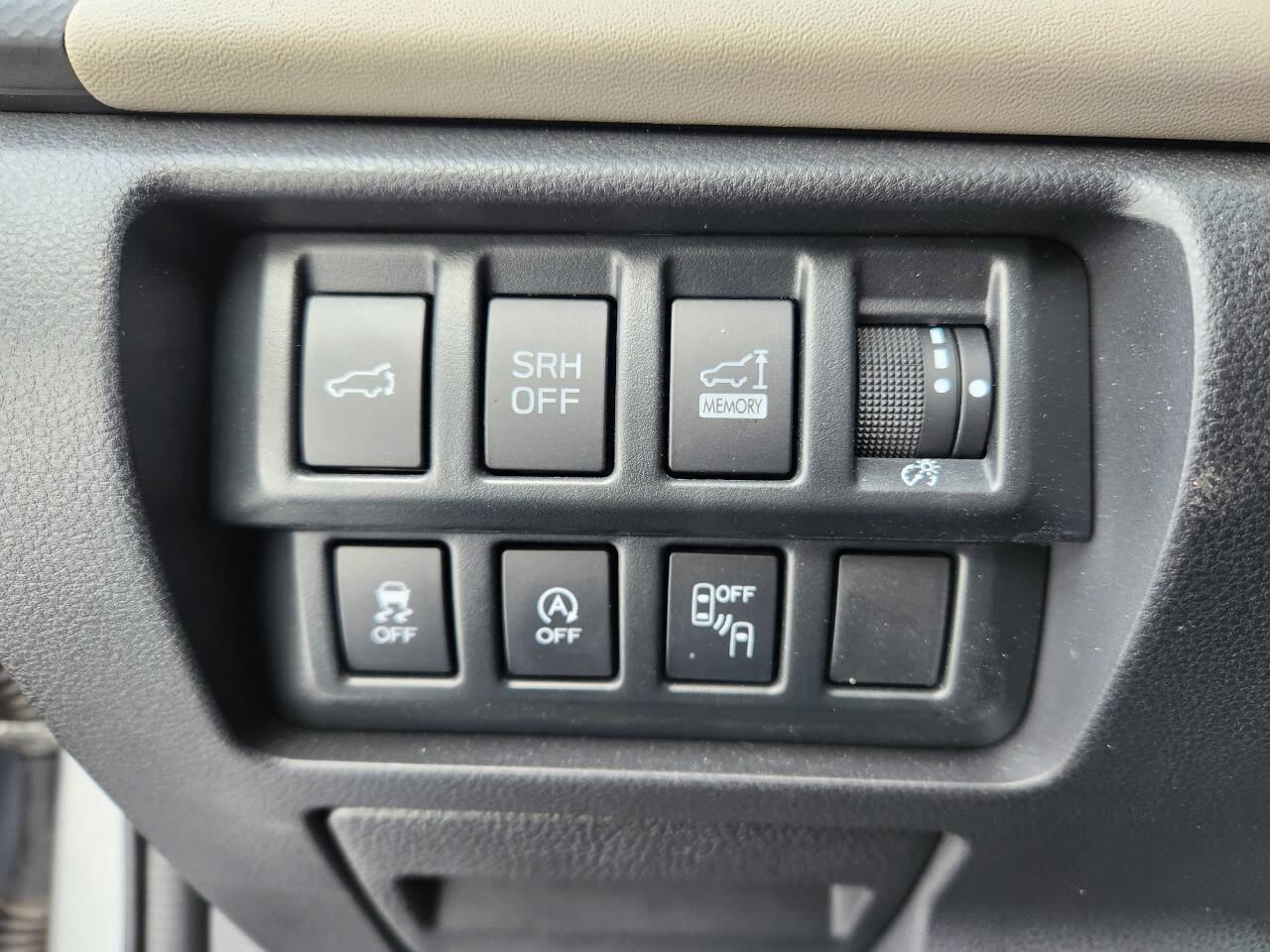 Used 2022 Subaru Forester Limited w/ Popular Package #2 image 20