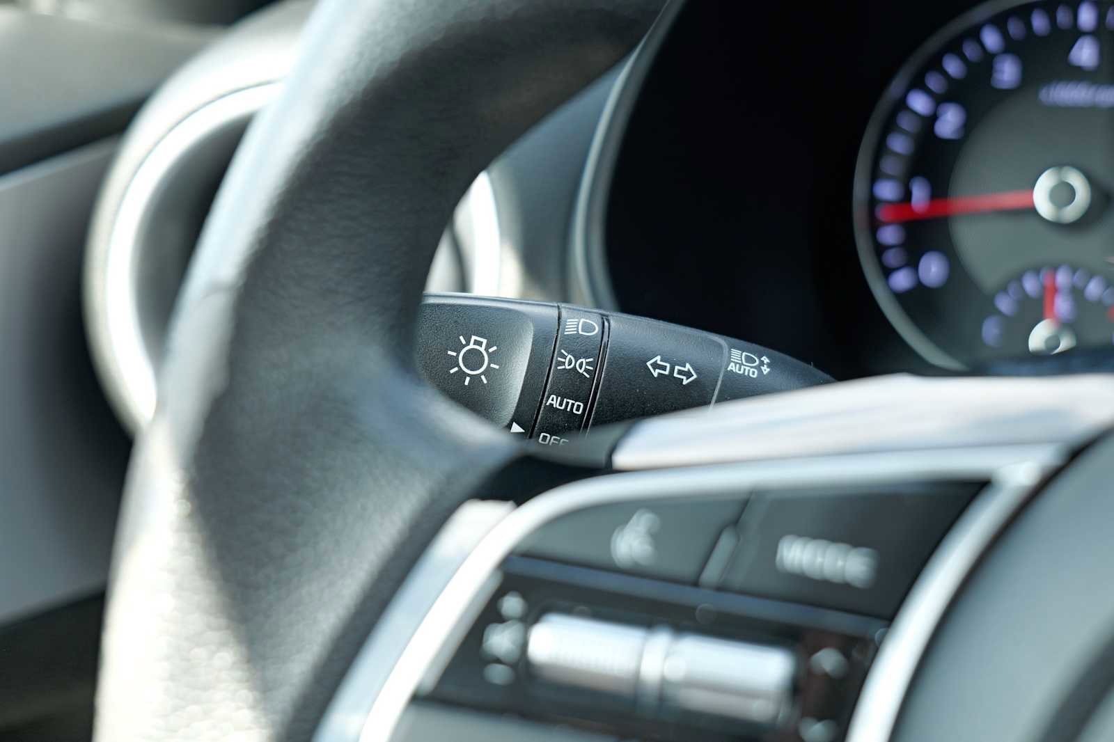 Certified 2024 Kia Forte LXS image 18