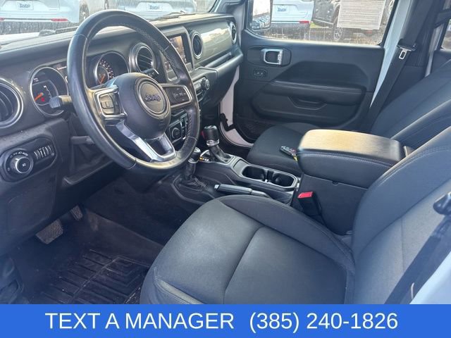 Used 2019 Jeep Wrangler Unlimited Sahara image 16