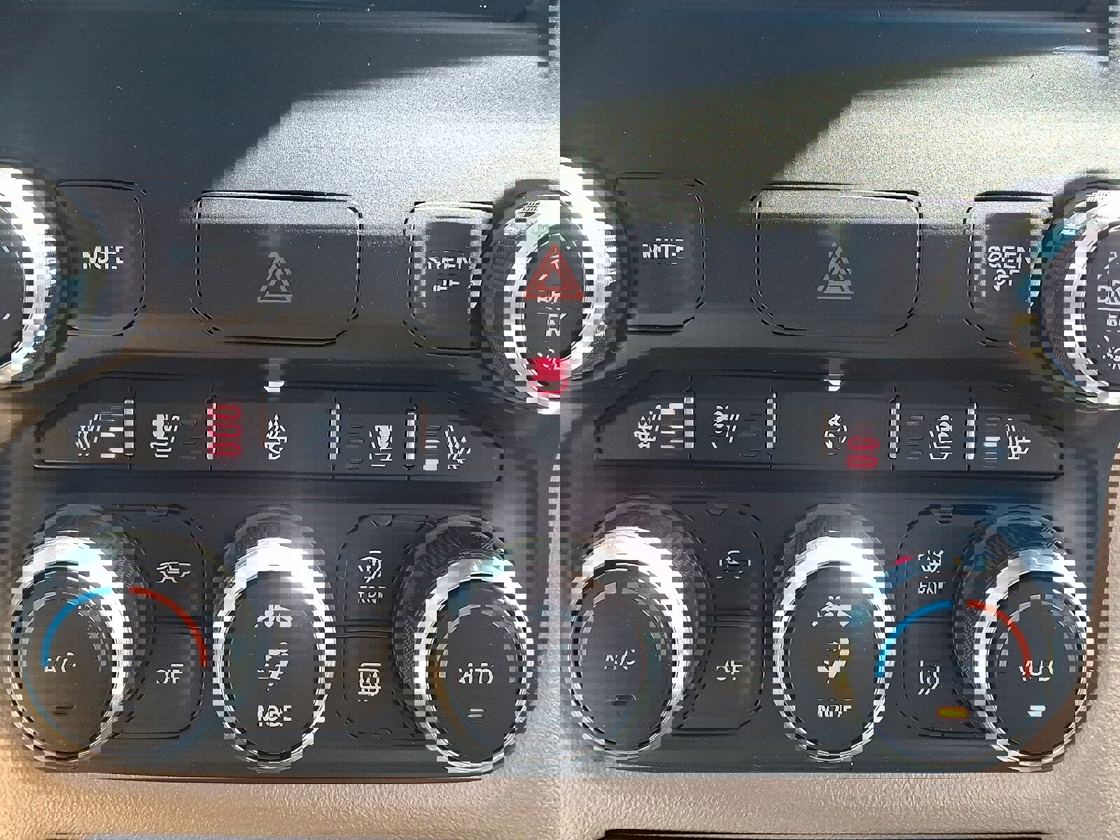 Used 2022 RAM 1500 Laramie image 24