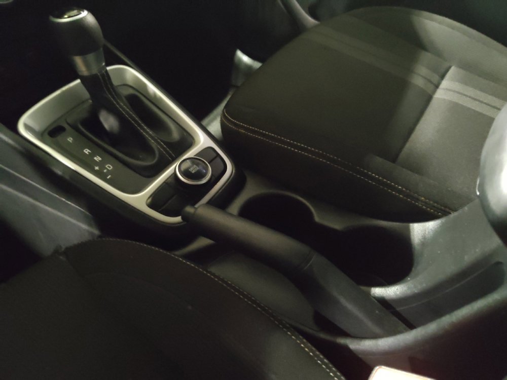 Used 2020 Hyundai Venue SEL image 26