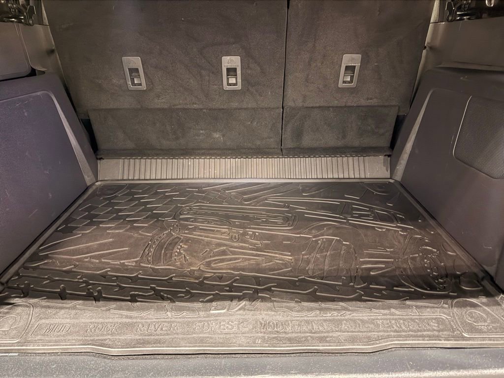 Used 2023 Ford Bronco Badlands image 10