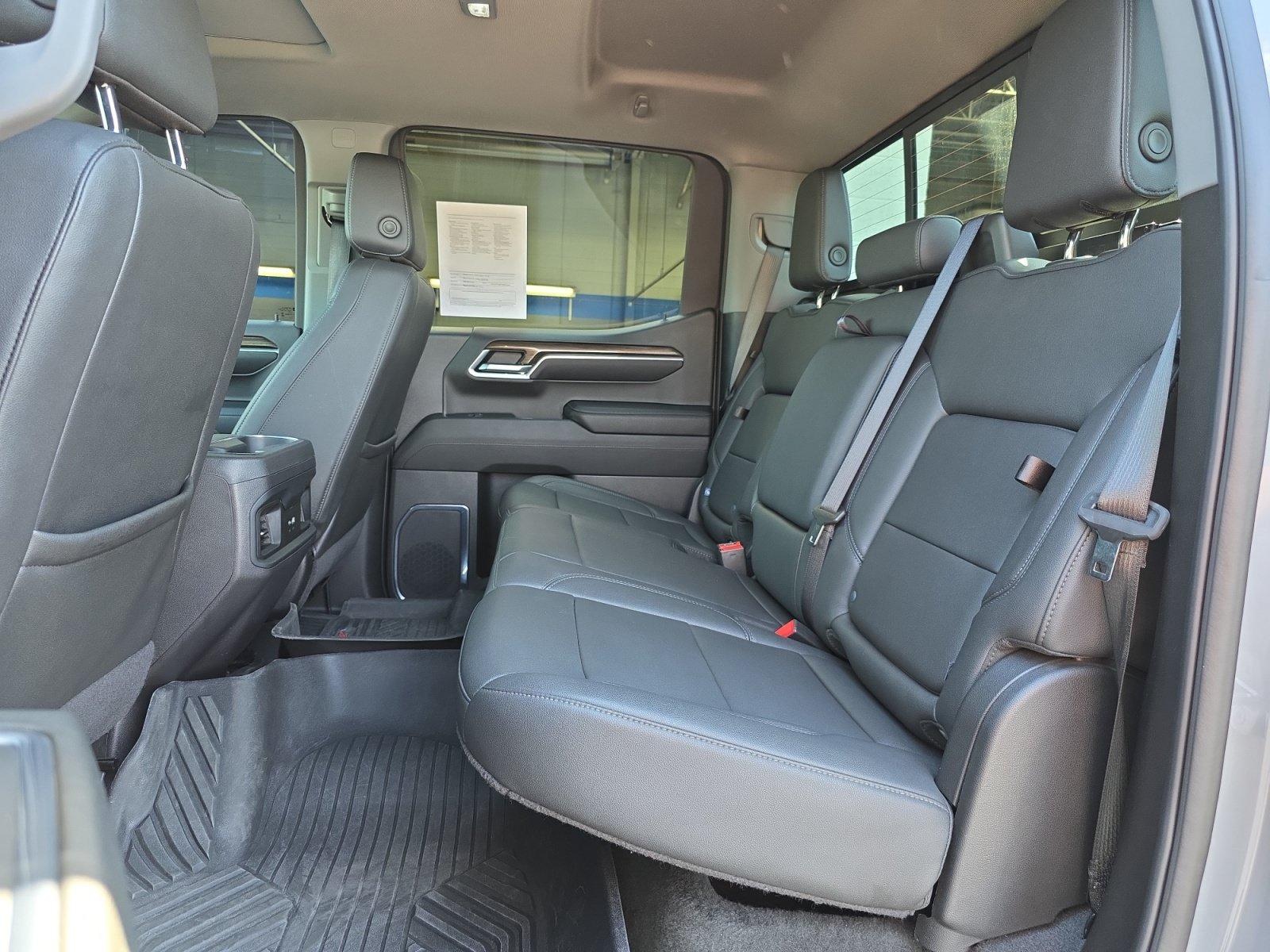 Used 2024 Chevrolet Silverado 1500 LT Trail Boss w/ LT Trail Boss Premium Package AWD/4WD image 26