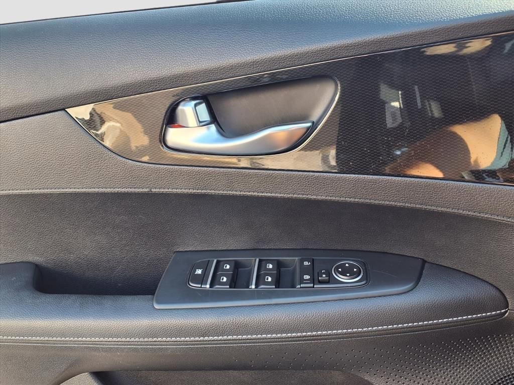 Used 2021 Kia Forte GT-Line w/ GT-Line Premium Package image 28