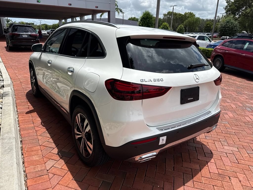 Used 2024 Mercedes-Benz GLA 250 image 8