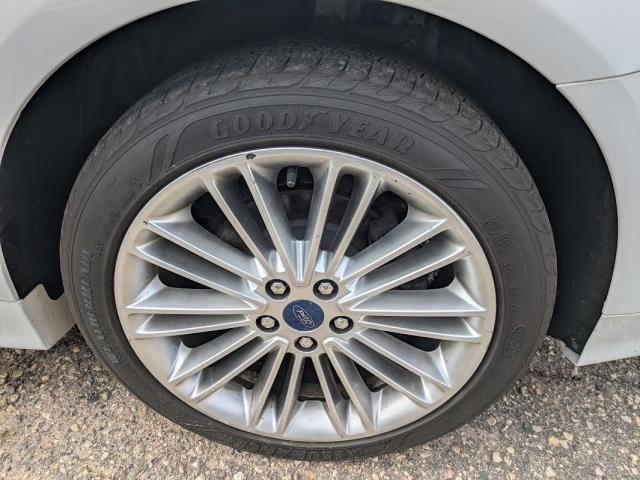 Used 2016 Ford Fusion SE w/ Equipment Group 202A AWD/4WD image 20