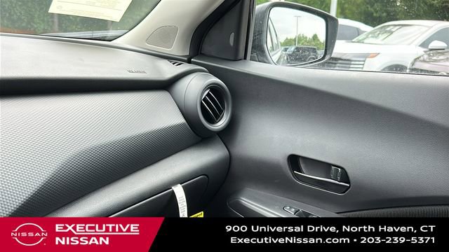 Used 2025 Nissan Kicks Play S image 19