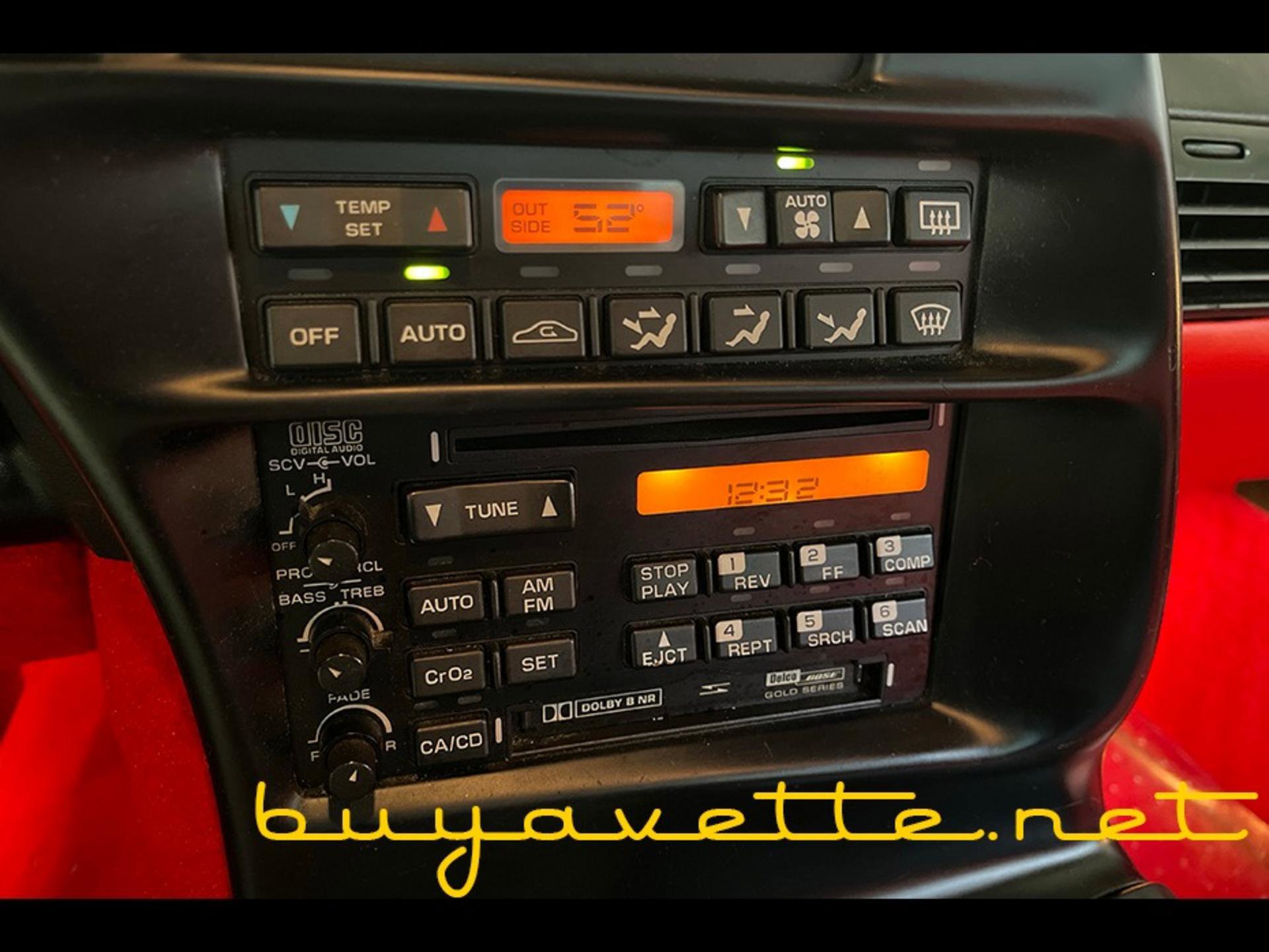 Used 1996 Chevrolet Corvette Coupe image 16