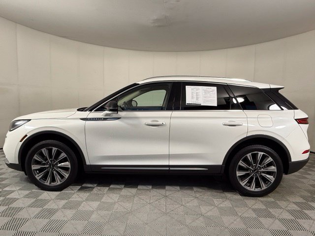 Used 2022 Lincoln Corsair Reserve w/ Elements Package AWD/4WD image 3