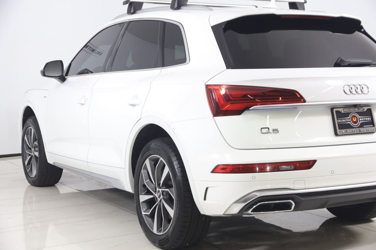 Used 2022 Audi Q5 2.0T Premium w/ Convenience Package AWD/4WD image 23